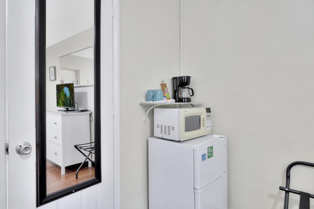 Seahorse Guesthouse 폼파노 비치 외부 사진