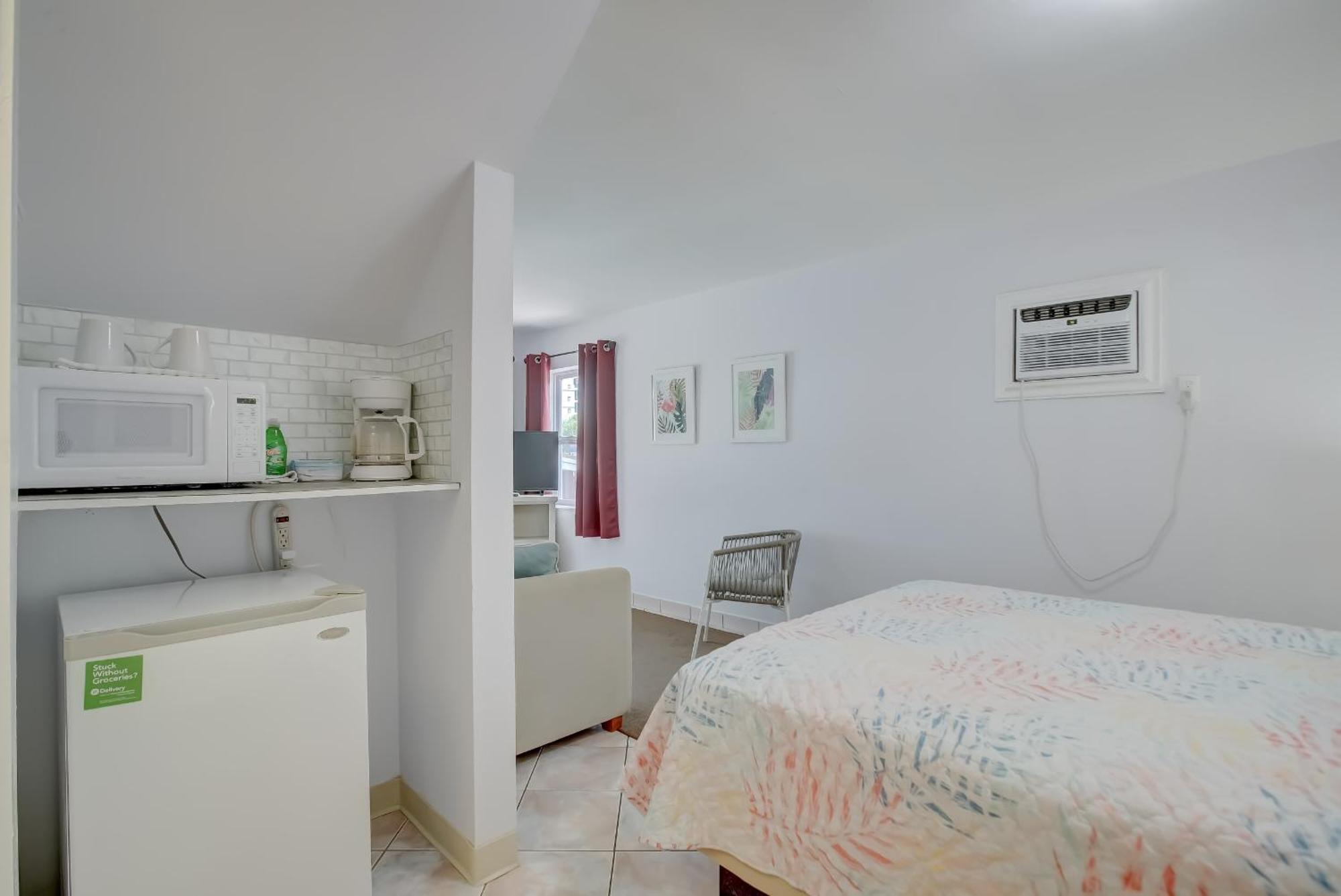 Seahorse Guesthouse 폼파노 비치 외부 사진